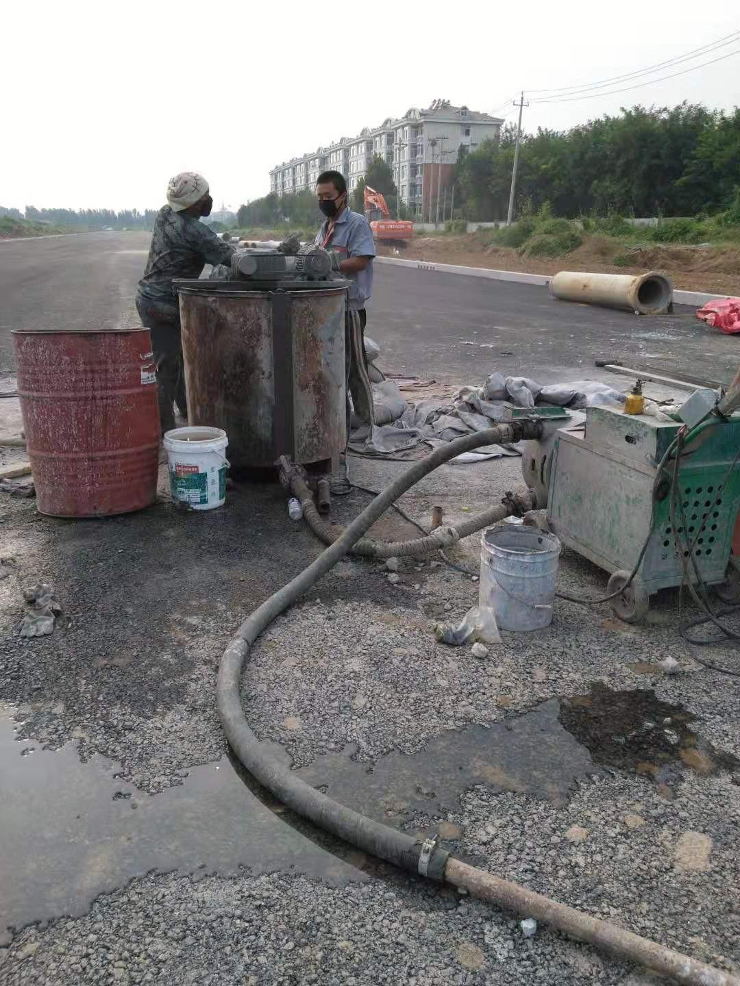金堂进行地基基础加固的原因和方法都有哪些呢？