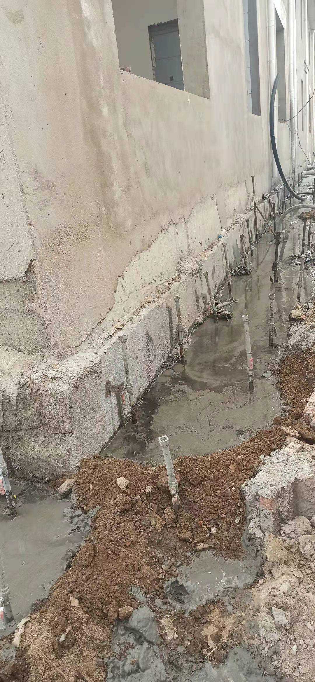 金堂地基基础的加固方法